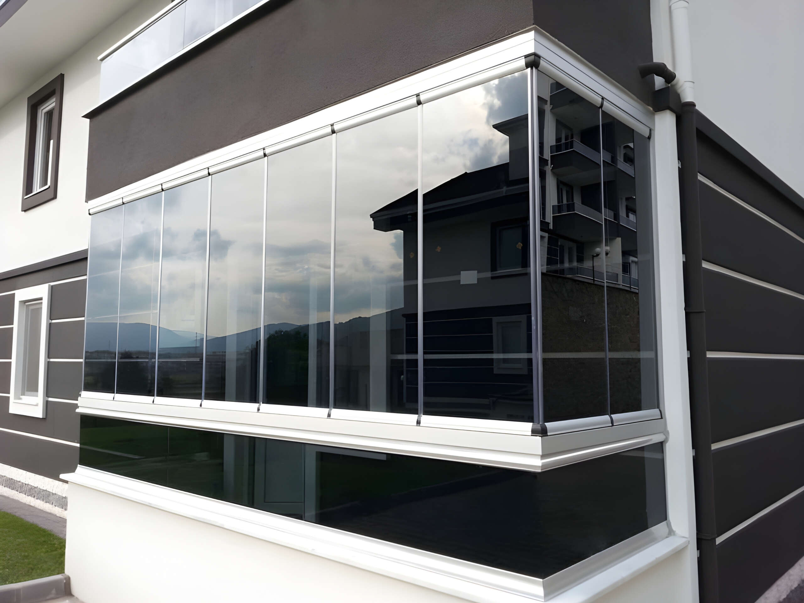 Katlanır cam balkon uygulaması 1